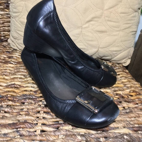 Me Too black wedge low heal - Picture 3 of 6